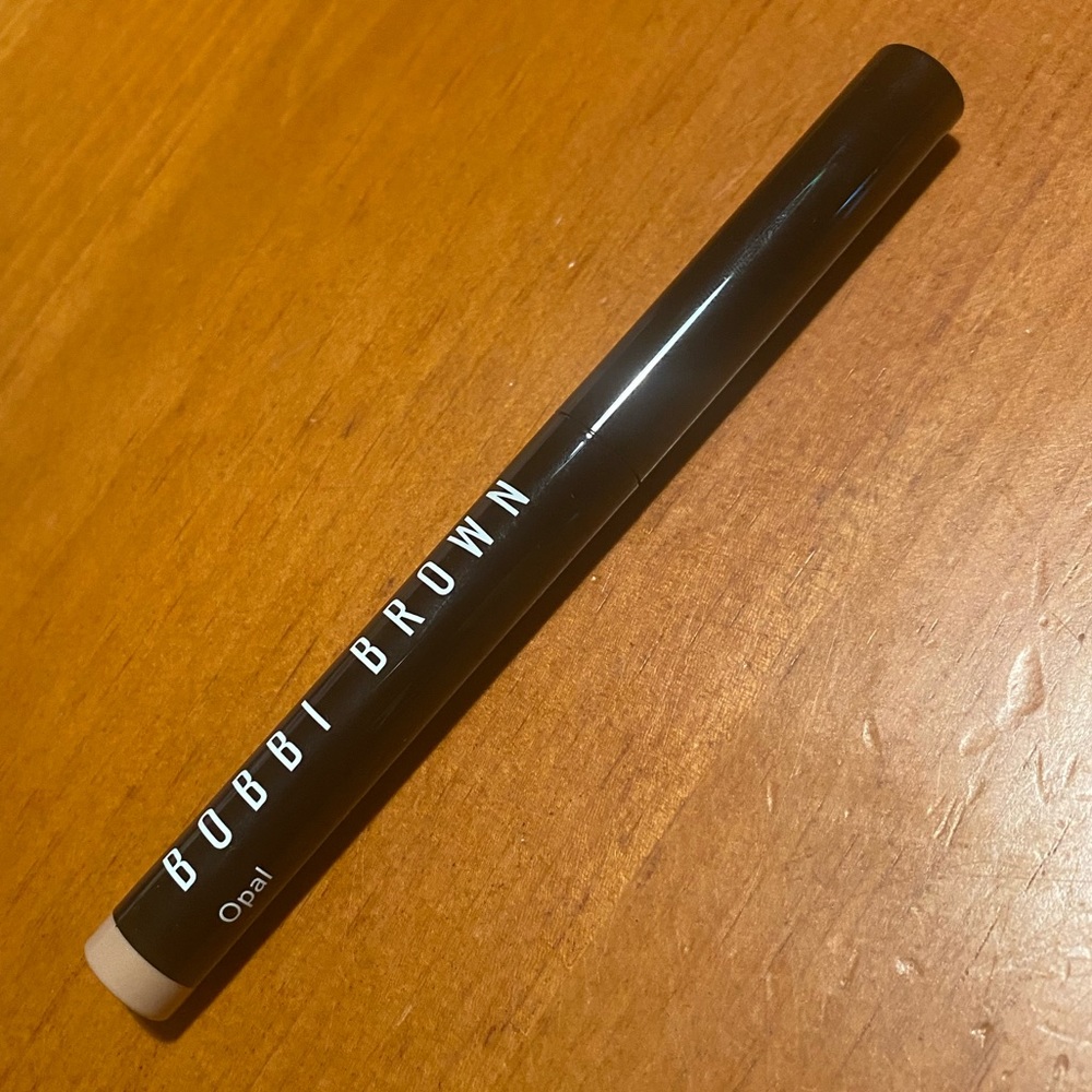 Bobbi Brown Long-Wear Cream Shadow Stick Opal - Picture 4 of 16